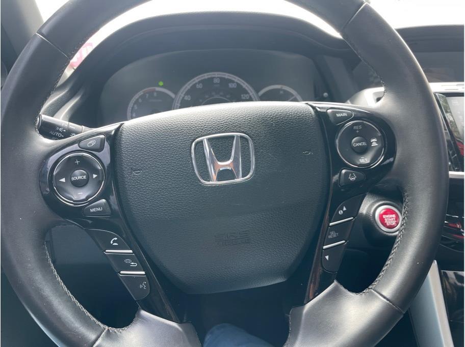 2017 Honda Accord Touring Sedan 4D