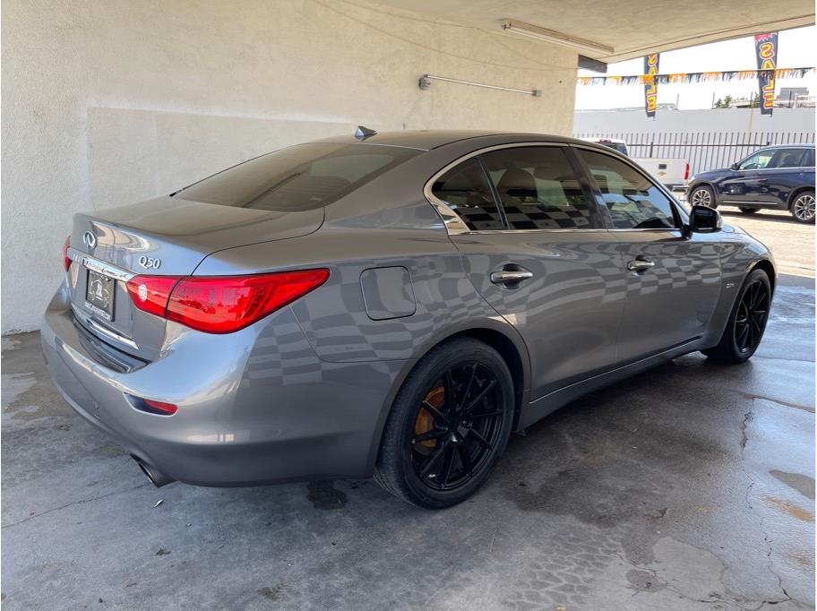 2017 INFINITI Q50 2.0t Sedan 4D