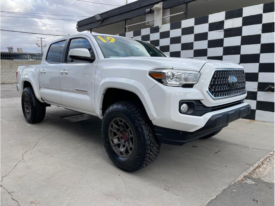 2019 Toyota Tacoma Double Cab TRD Sport Pickup 4D 5 ft