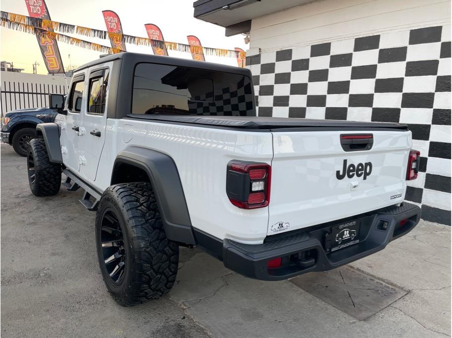 2020 Jeep Gladiator Sport Pickup 4D 5 ft