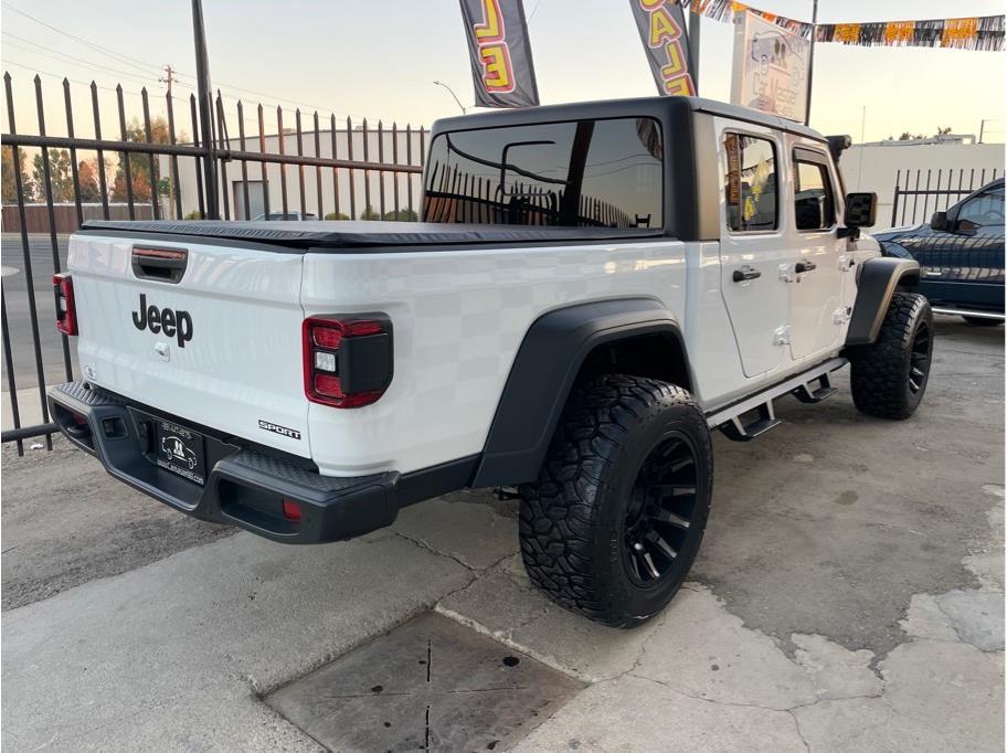 2020 Jeep Gladiator Sport Pickup 4D 5 ft