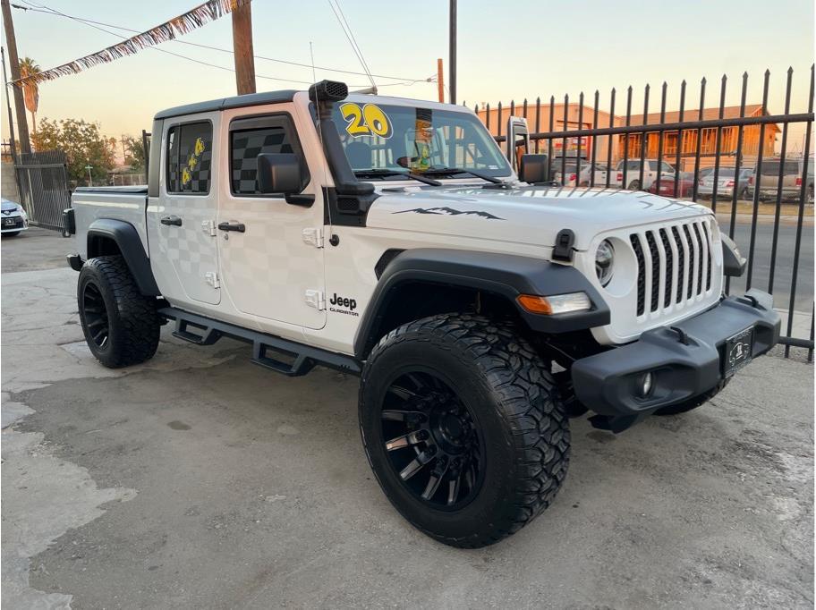 2020 Jeep Gladiator Sport Pickup 4D 5 ft