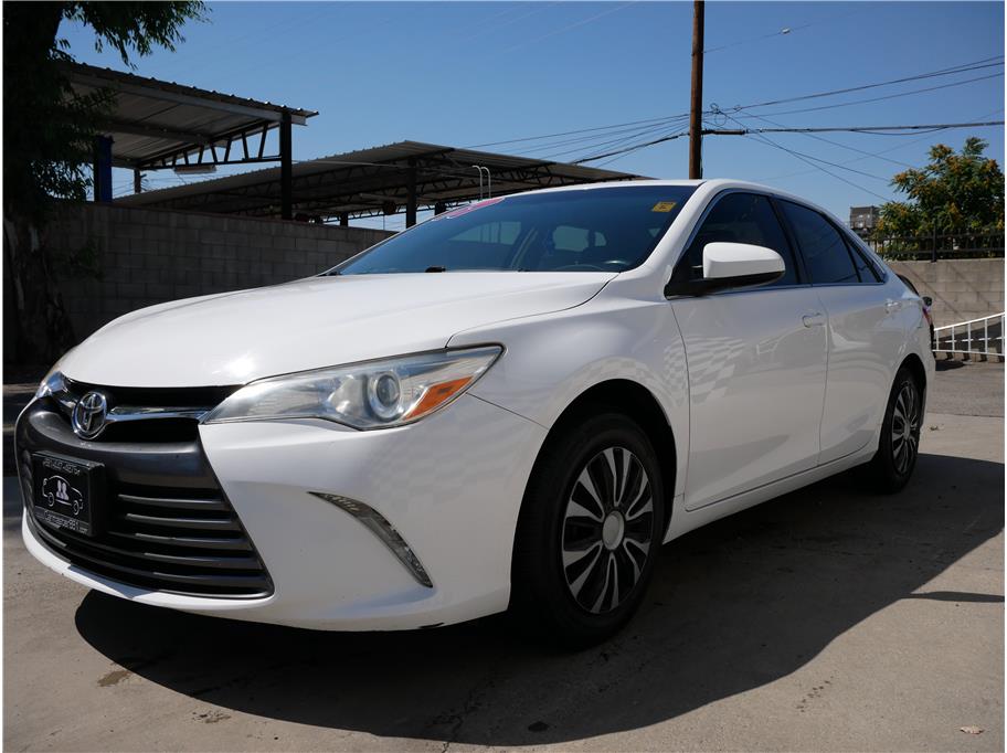 2017 Toyota Camry LE Sedan 4D