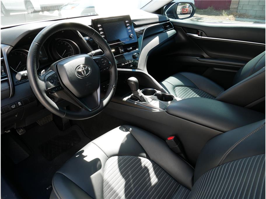 2023 Toyota Camry SE Sedan 4D