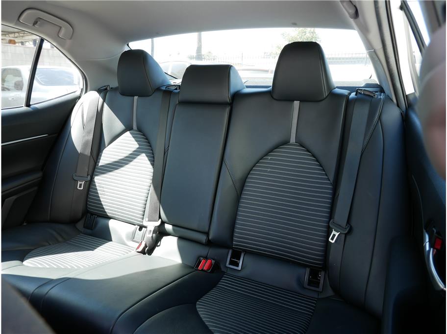 2023 Toyota Camry SE Sedan 4D