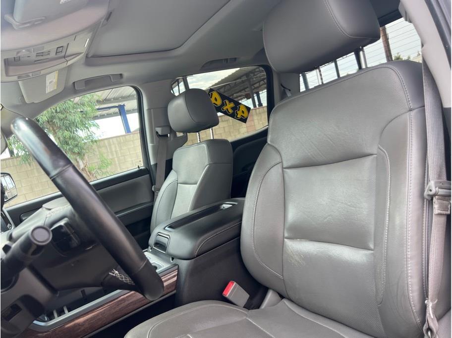 2015 GMC Sierra 1500 Crew Cab SLT Pickup 4D 5 3/4 ft