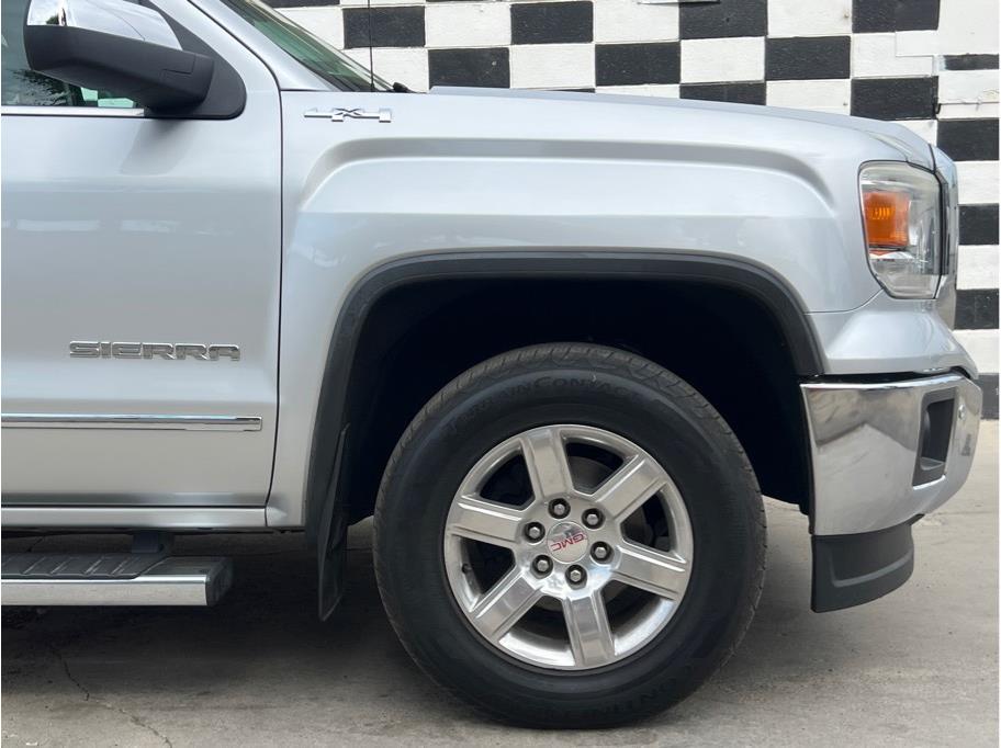 2015 GMC Sierra 1500 Crew Cab SLT Pickup 4D 5 3/4 ft