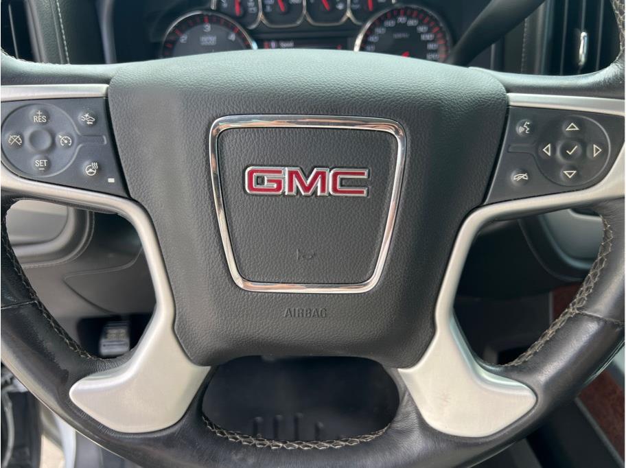 2015 GMC Sierra 1500 Crew Cab SLT Pickup 4D 5 3/4 ft