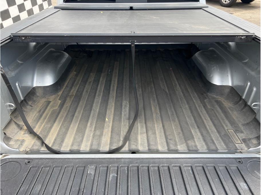 2015 GMC Sierra 1500 Crew Cab SLT Pickup 4D 5 3/4 ft